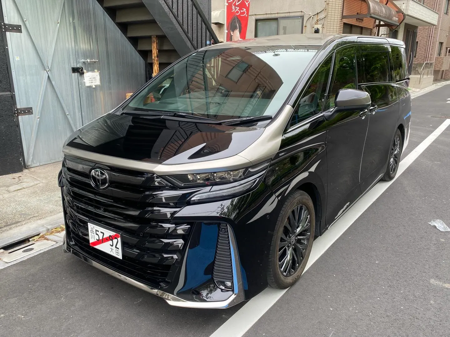 今期第一号の販売車両の40系ヴェルファイア‼️